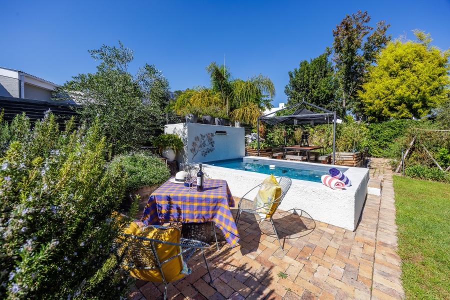 5 Bedroom Property for Sale in Paradyskloof Western Cape